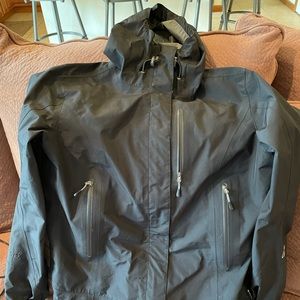 Goretex rain coat